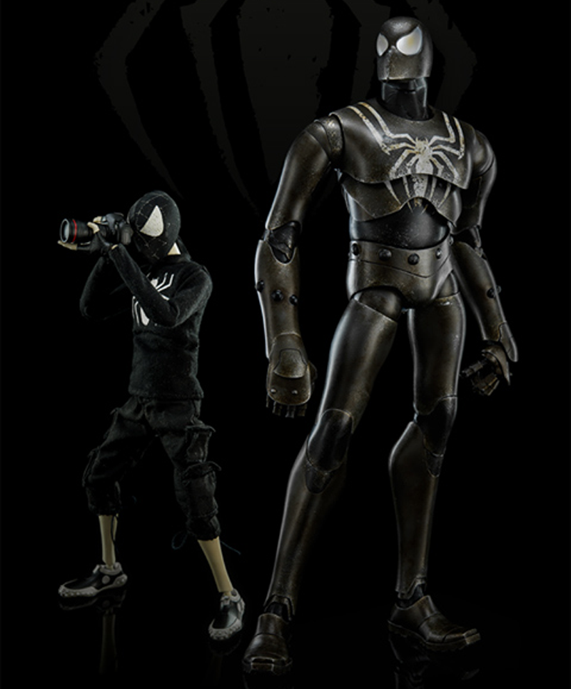 Illustration for article titled Peter Parker and His Spectacular Spider-Robot Make For an Awesome Figure Set